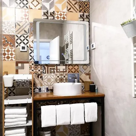 Pretty Little Thing Called Teranino * Пула