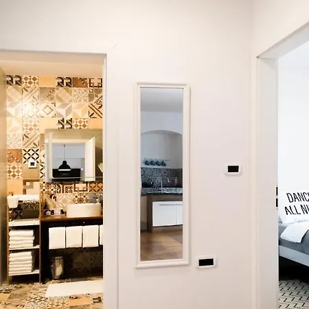 Pretty Little Thing Called Teranino Lejlighed