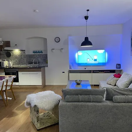 Pretty Little Thing Called Teranino 풀라