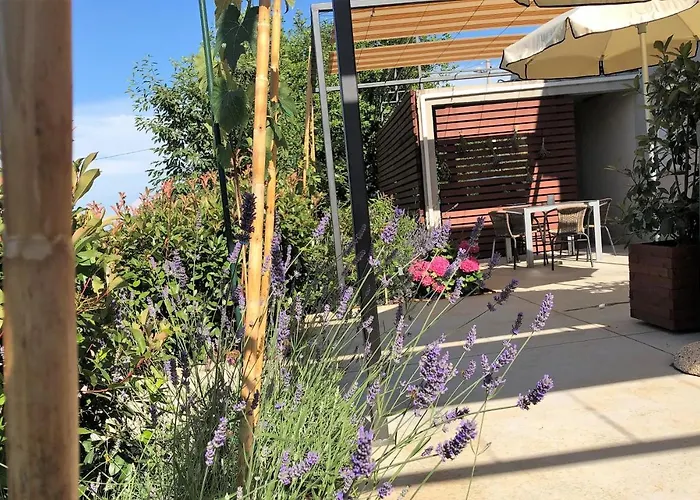 Pretty Little Thing Called Teranino Apartment Pula